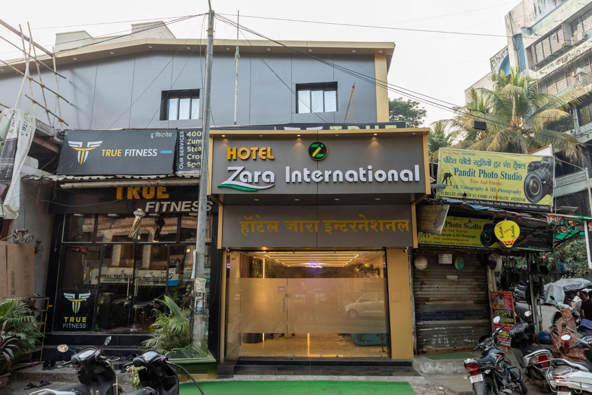 Hotel Zara International Mumbai Exteriör bild
